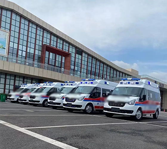 且末县服务车队展示